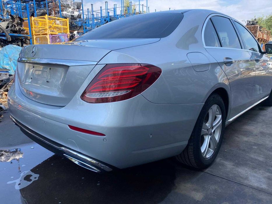 Dezmembrez mercedes e class w213 2.0d/bara w213/far w213/capota w213/
