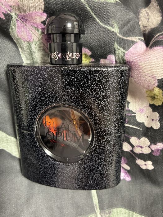 Парфюм Black Opium