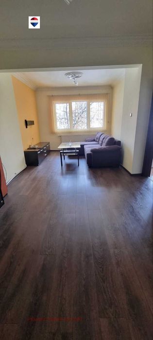 Продава се Тристаен апартамент в Русе, Център - 95 кв.м за 985 €/кв.м - Снимка #3