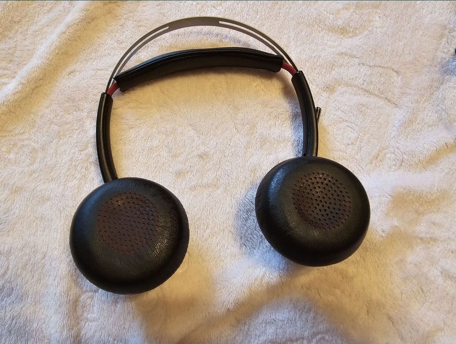 Casti Call Center VOYAGER FOCUS UCB825-M NO STAND (202652-04 / 202652-