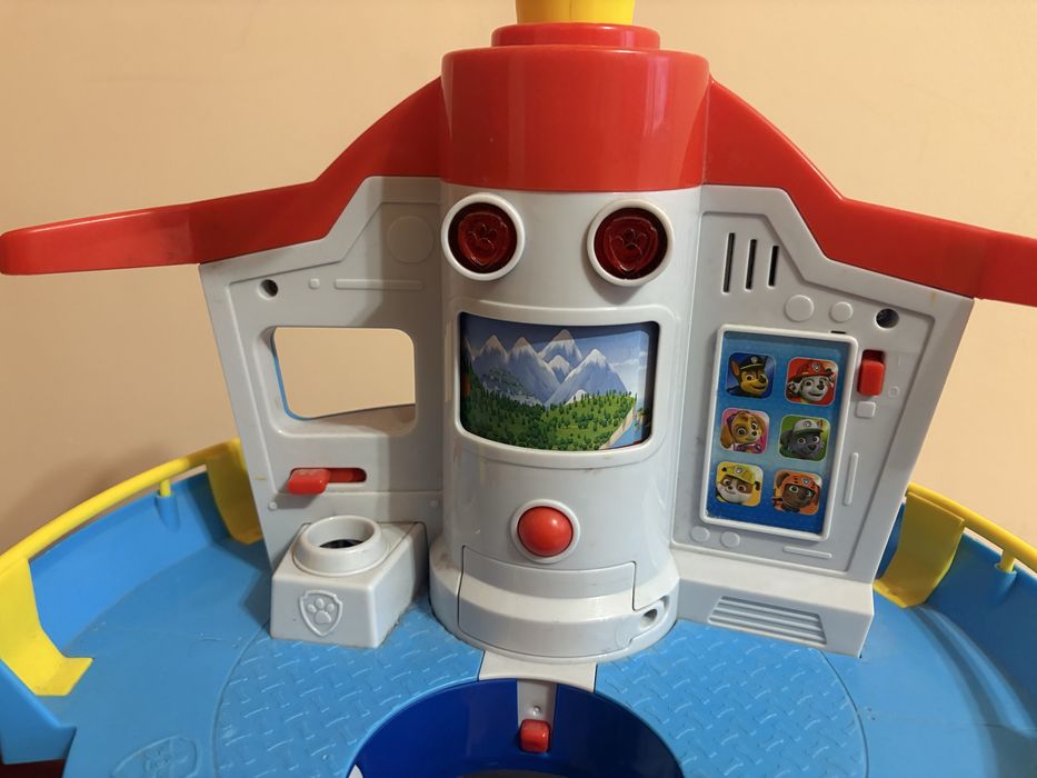 Кула Пес Патрул + фигурки и превозни средства