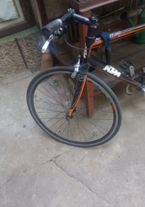 Semicursiera KTM STRADA