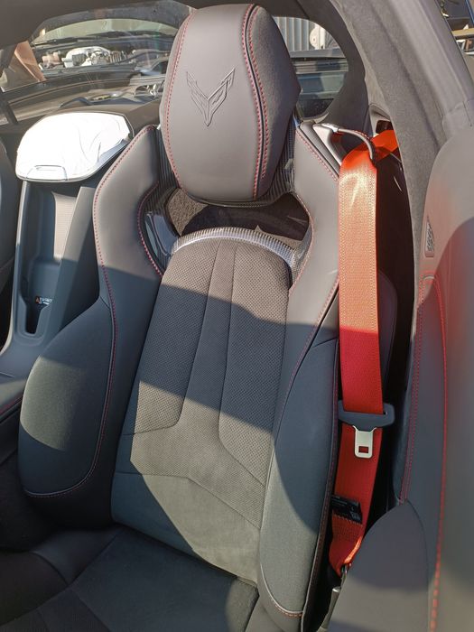 Ремонт на колани. Цветни оригинални предпазни колани!