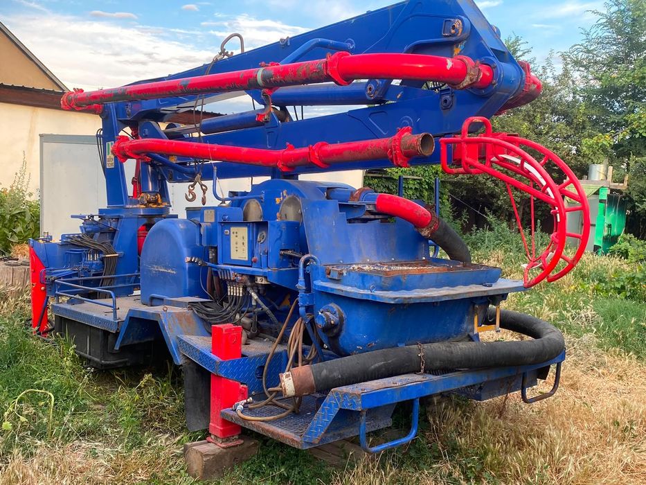Продам бетононасос Tadano DCP-30KL