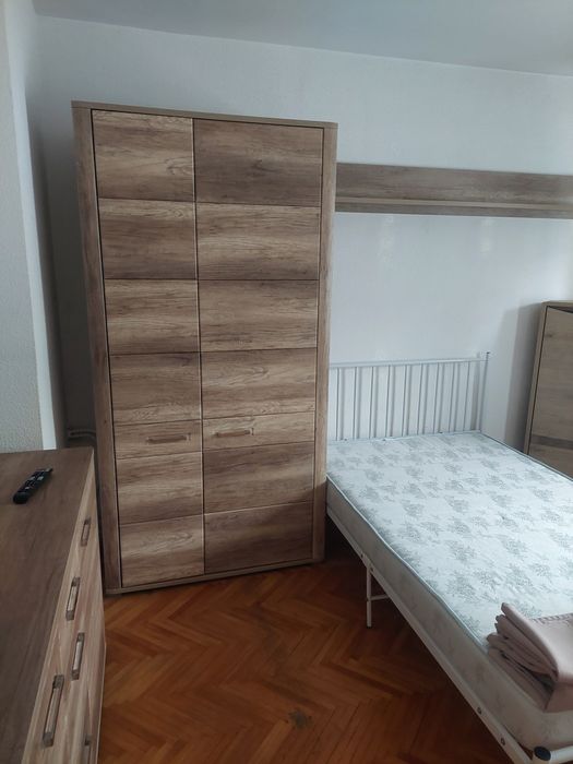 Garsoniera de inchiriat