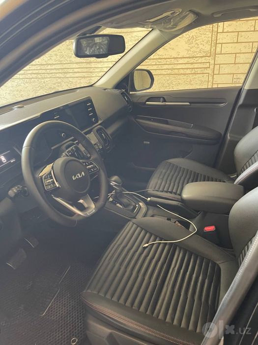 Kia sonet full  sotiladi xolati zor