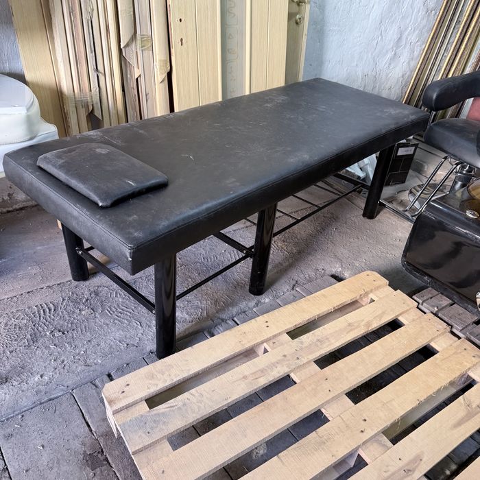 Продается оборудование для салона красоты.