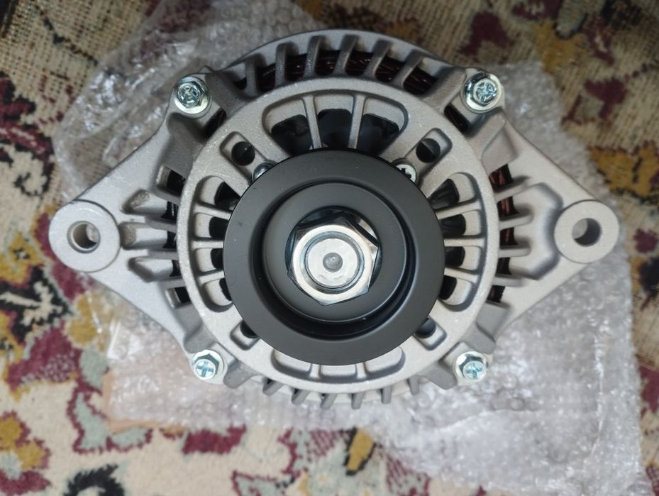 продам генера6на мазду 626