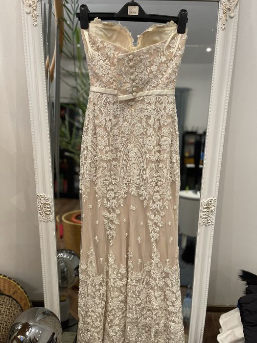 Vand rochie de mireasa Natalia Vasiliev- 1500 ron