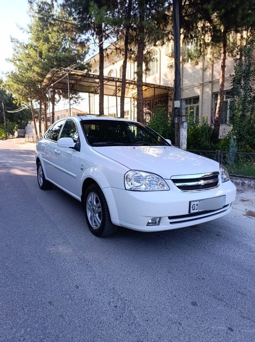 Lasetti 1.6 avtomat 2013