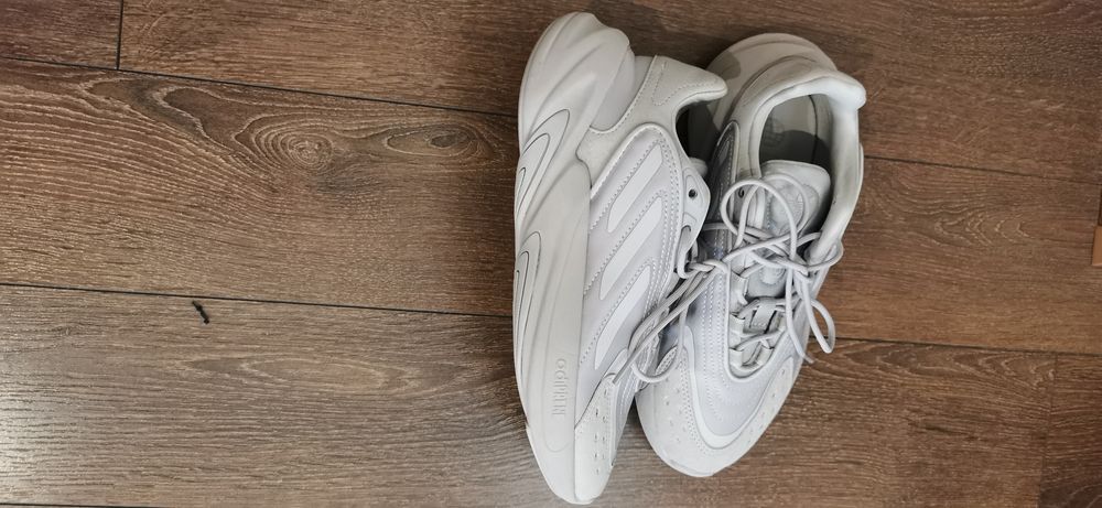 Дамски маратонки adidas onelia