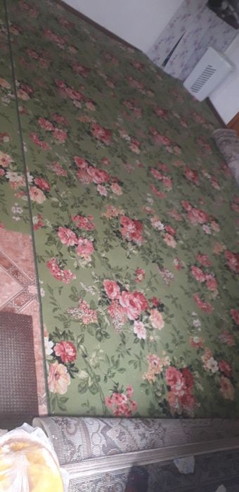 Ковер продается.