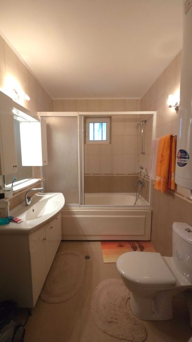 Продавам 3-СТАЕН апартамент