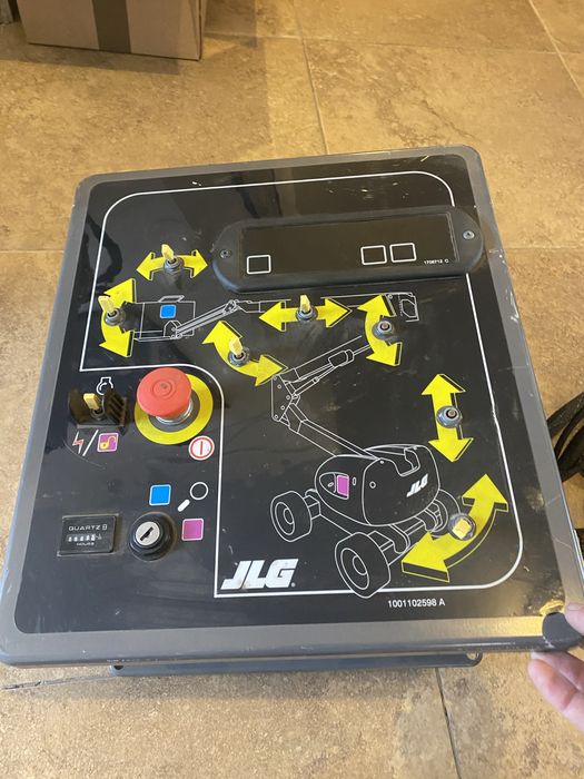 Piese pentru nacele JLG , joystick , calculator , bord complet ,ect
