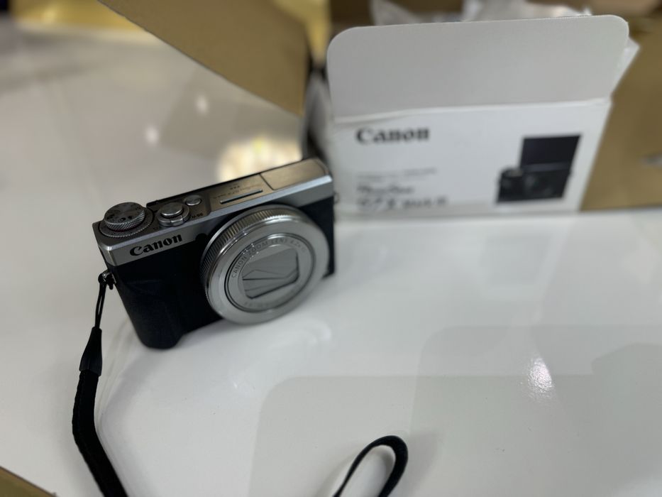 Camera Canon G7X Mark III