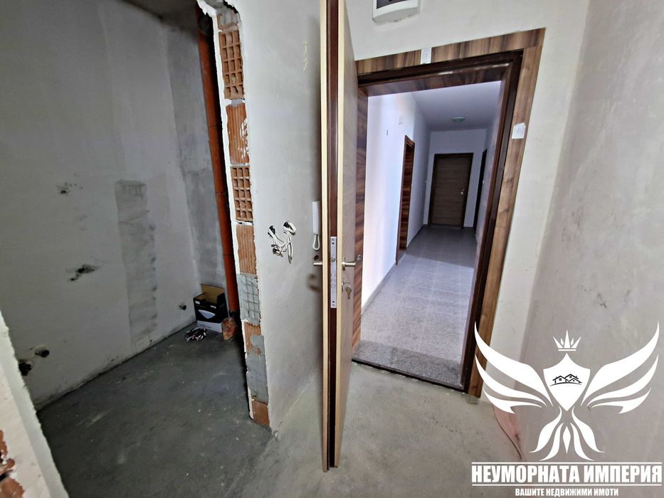 Продава се Тристаен апартамент в Асеновград - 110 кв.м за 900 €/кв.м - Снимка #10