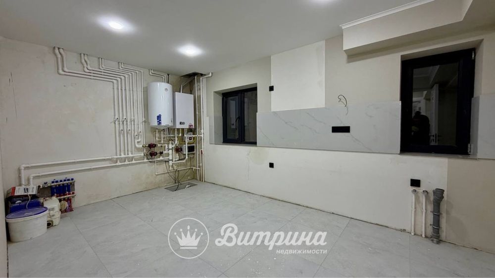 Коттедж в махалле Амира Темура , 5 комнатный  на 2-х сотках