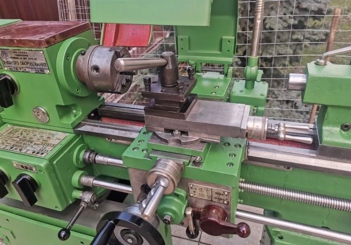 Продам токарный станок школьный тв 7