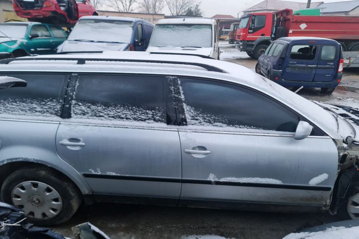 Piese Volkswagen VW Passat 2001 2.0 MT (115 hp)