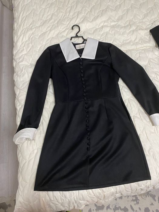 Продам модные одежды 44