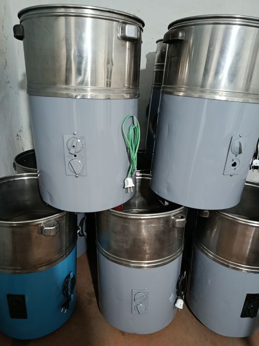 Kivi pishadigan moshina