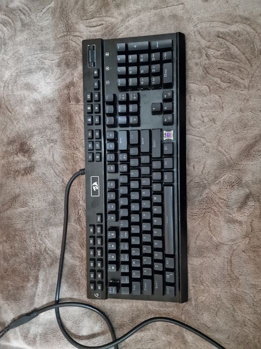 Tastatură gaming RedRagon Yama K550