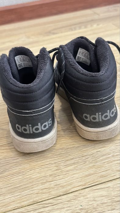 Кроссовки Adidas оригинал 35 р