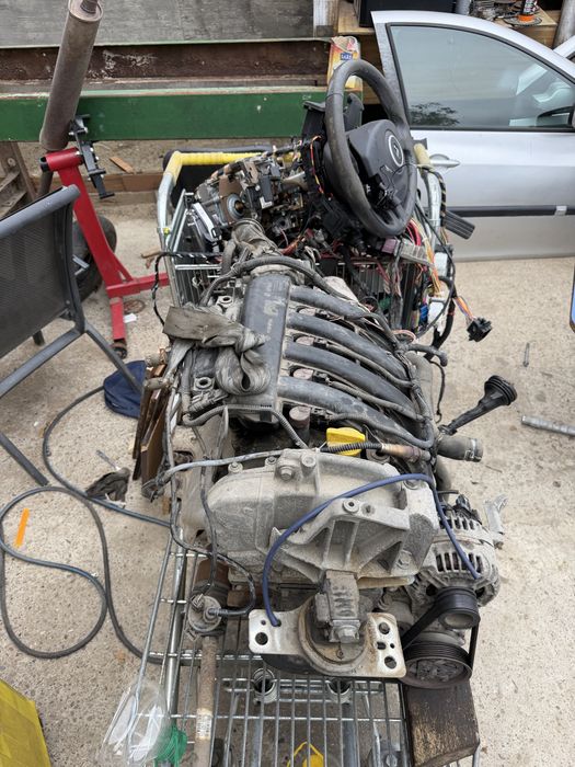 Vand motor complet reno clio 3 2007 1.6 benzina