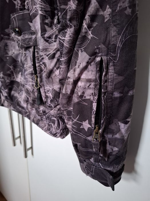 Geaca potrivita pentru drumetie