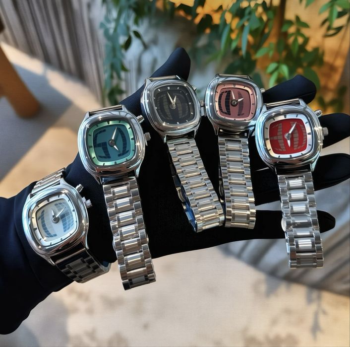 часы Millennium Retro