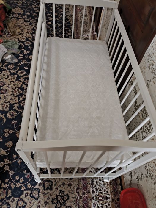 Манеж для новорожденного