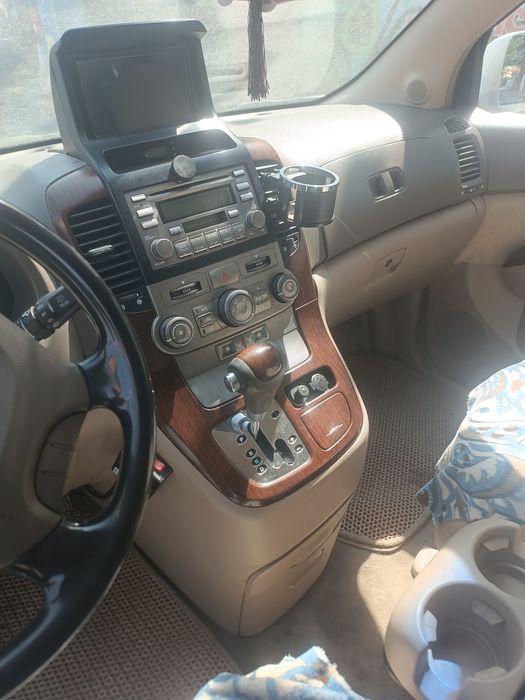 Продам кия карнивал