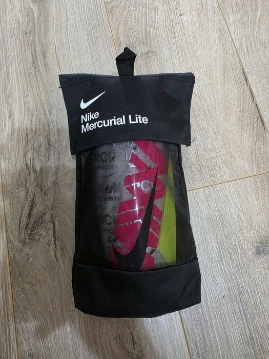Aparatori Nike lite