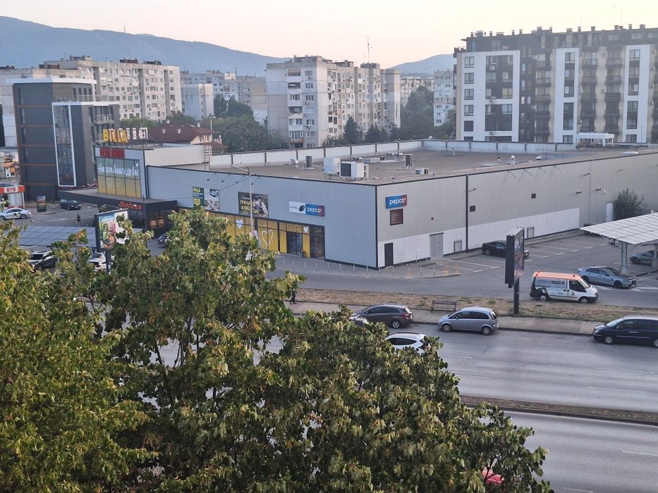 Обзаведена стая с тераса и включени консумативи Връбница 2 до метро Бели Дунав