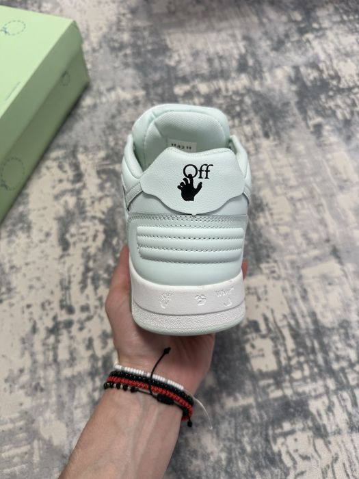 Vand Off White Out Of Office