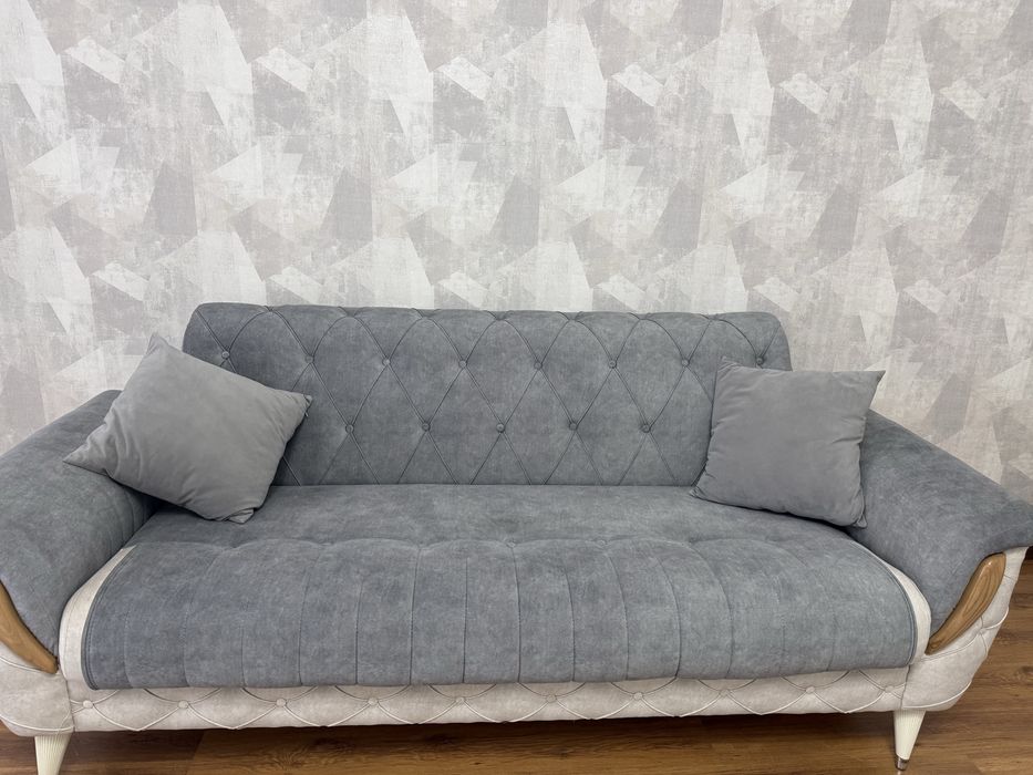 Диван с креслами