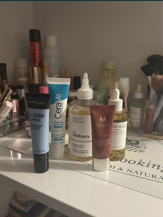 Гримове и бяла козметика