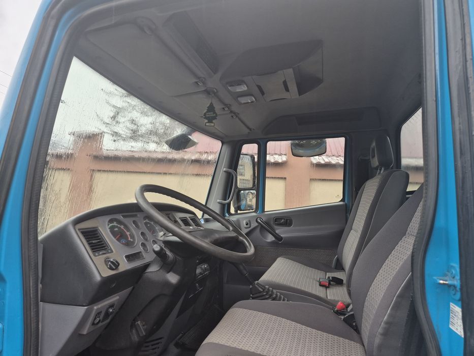 Nissan Alteon 190