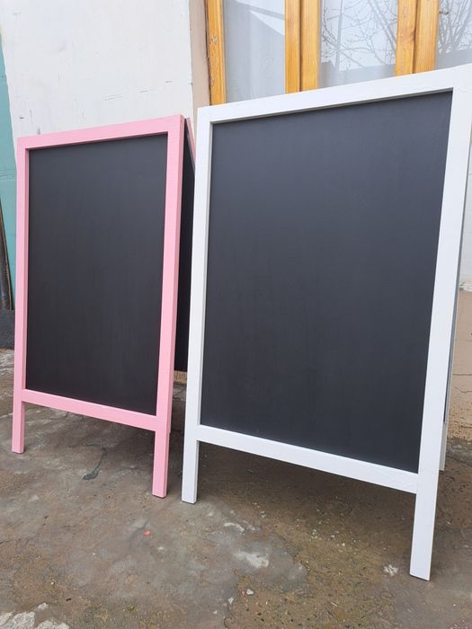 Меловая доска. Меню доска для кафе ресторан.