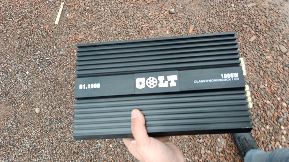 Колонка усилитель комплект сотилади