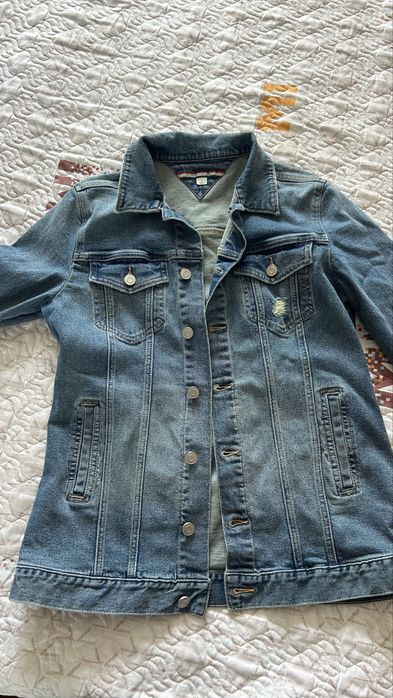 Продам джинсовку Tommy Hilfiger