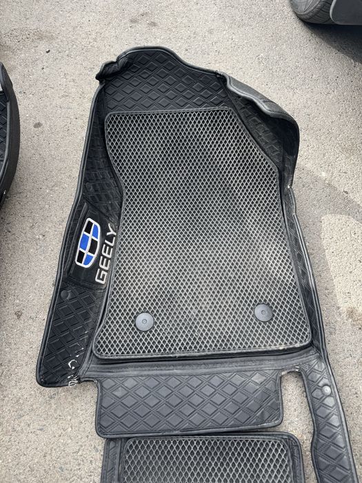 Б/у полики от Geely emgrand