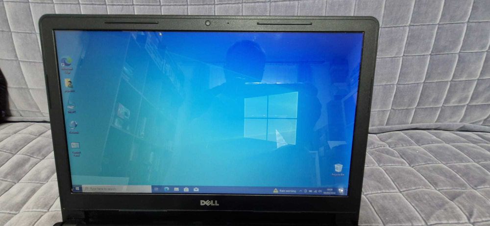 laptop Dell Inspiron 15 3567 i7-7500U 15.6 16GB 256GB+1TB AMD Radeon 2GB