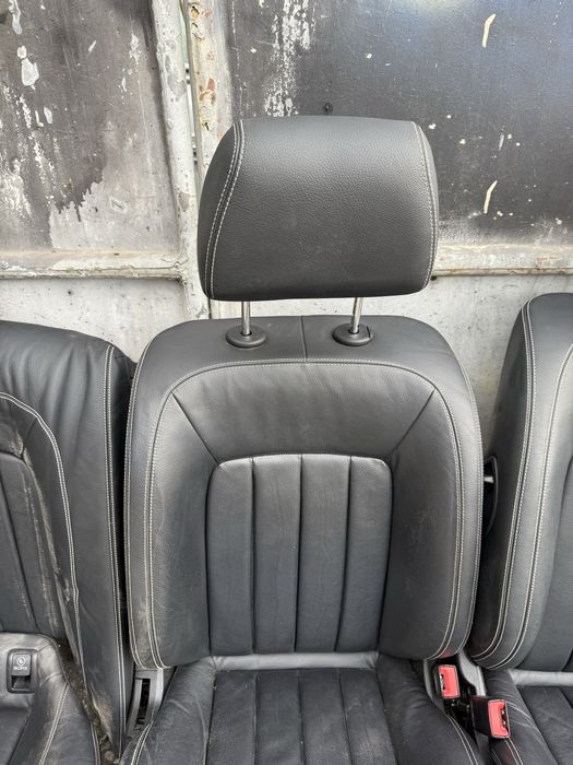 Кожен салон за Mercedes-Benz W218 Черен ном 853