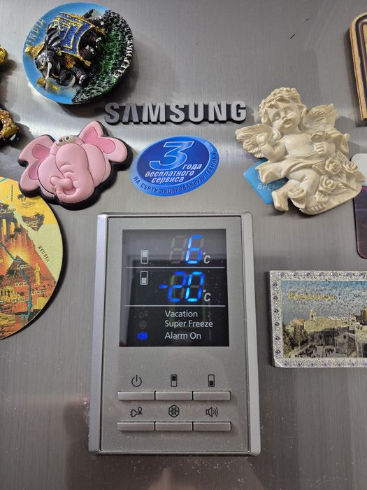 Продам Холодильник samsung