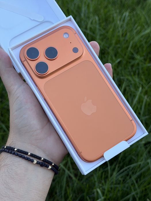 iPhone 17 Pro Orange Nou / Neactivat