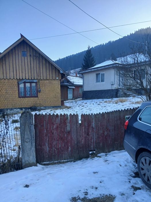 Casa,anexe teren 10.409 mp