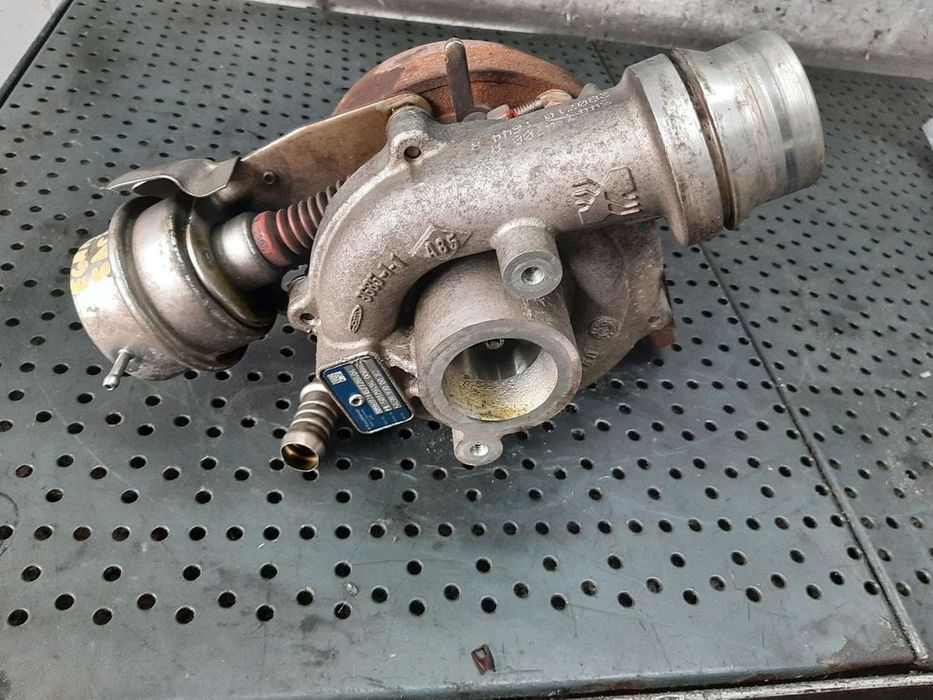 Turbina 1.5 dci k9k nissan juke f15 renault clio 3 megane 3 dacia duster 54399700087- cu mic joc axial