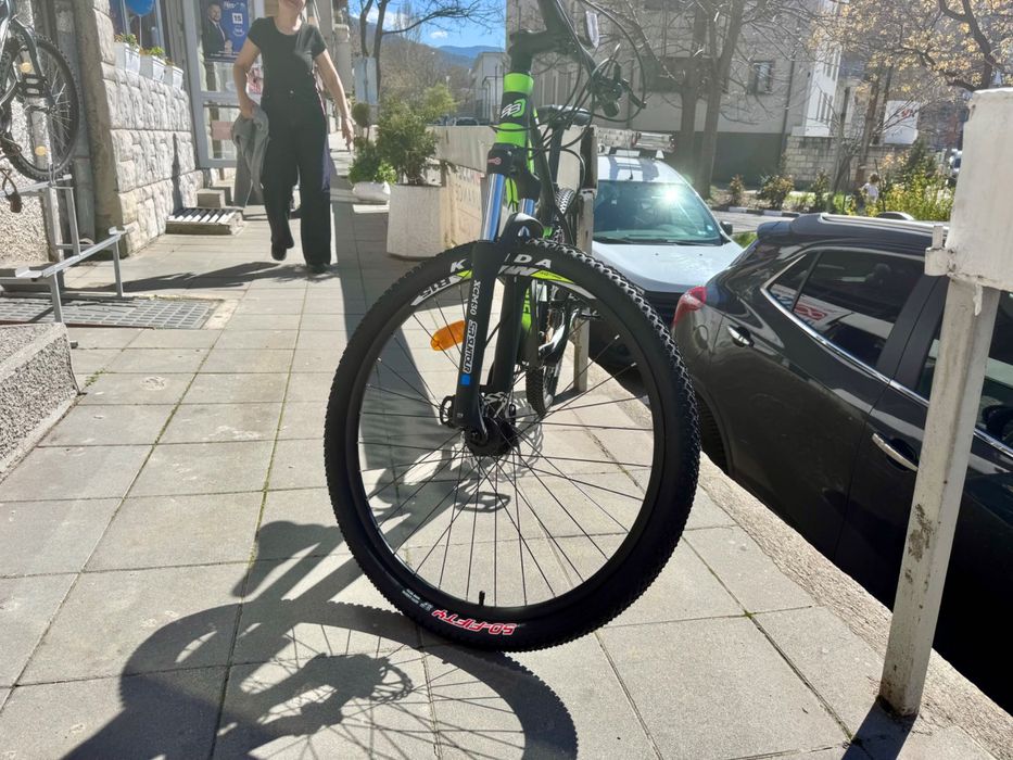 Алуминиев велосипед SHOCKBLAZE R-THREE 27,5" !! Ново + Гаранция !!