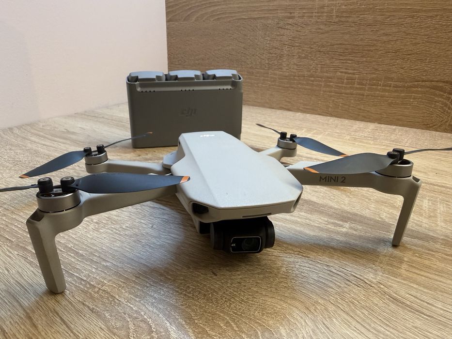 Drona DJI MINI 2